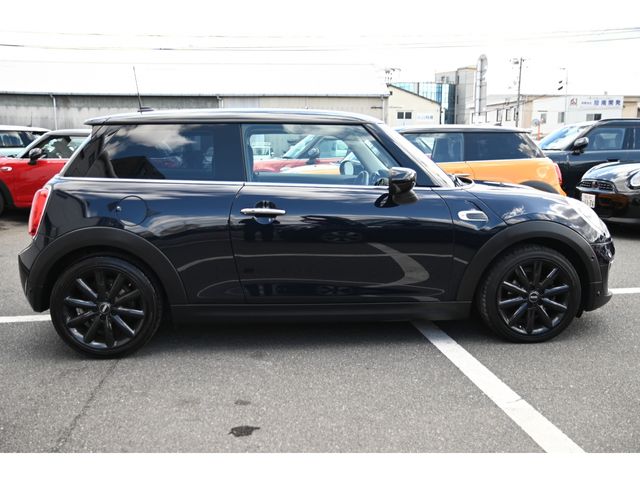 MINI COOPER D