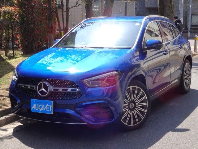 MERCEDES BENZ GLA class