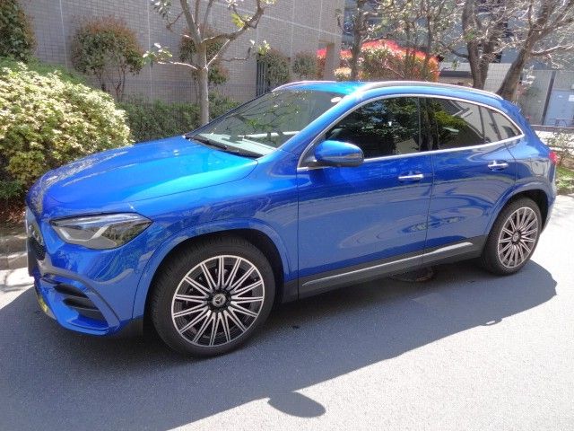 MERCEDES BENZ GLA class
