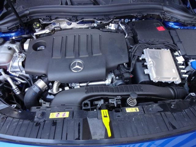 MERCEDES BENZ GLA class