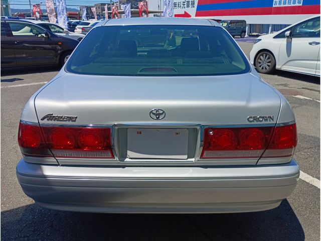 CROWN sedan