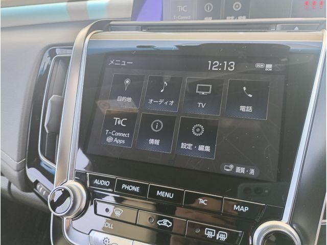 CROWN sedan hybrid
