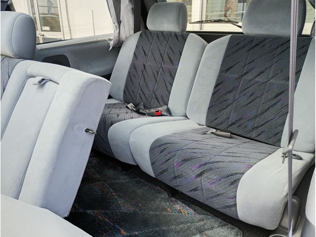 ESTIMA  4WD