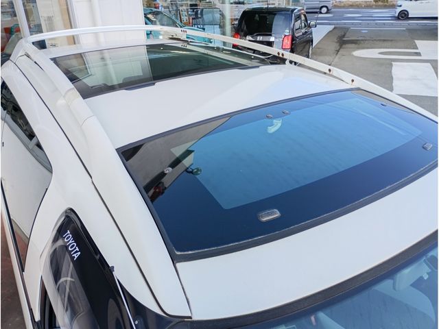 ESTIMA  4WD