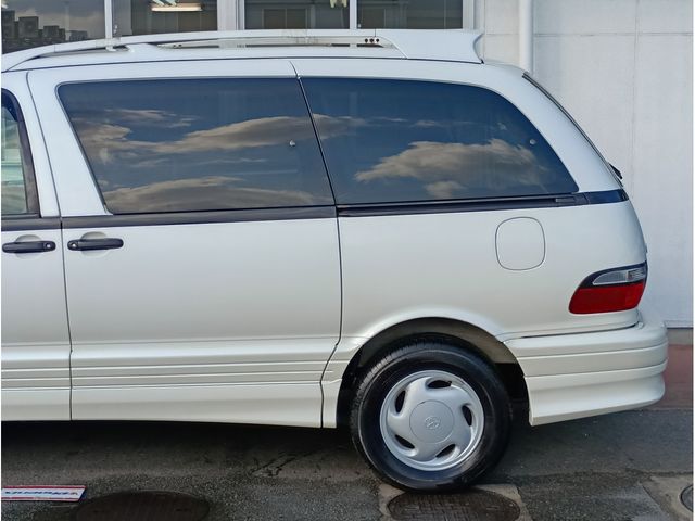 ESTIMA  4WD