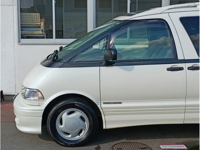 ESTIMA  4WD