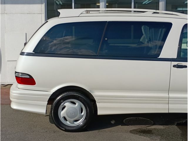 ESTIMA  4WD