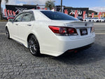 CROWN sedan hybrid