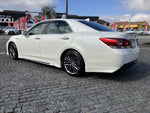 CROWN sedan hybrid
