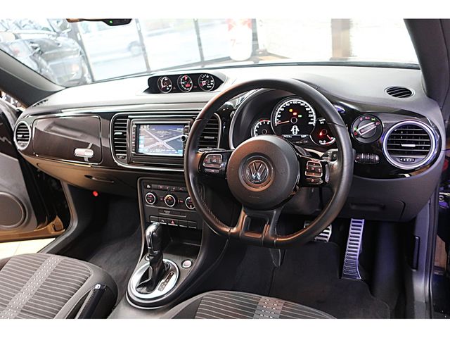 VOLKSWAGEN The BEETLE