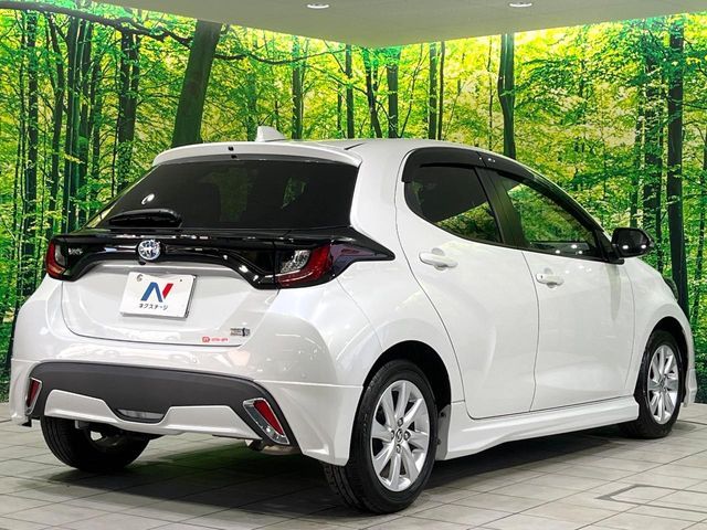 YARIS HYBRID