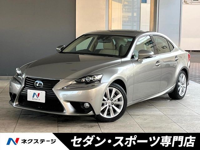 LEXUS IS300h