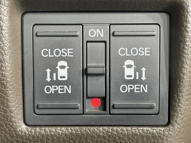 N BOX