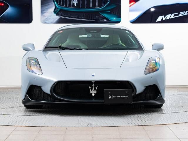 MASERATI MC20