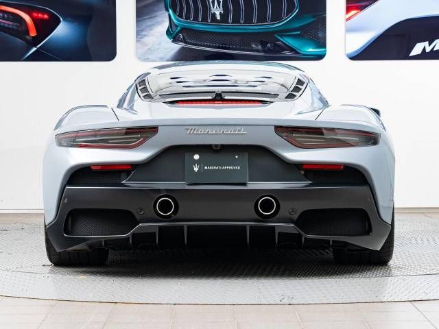 MASERATI MC20