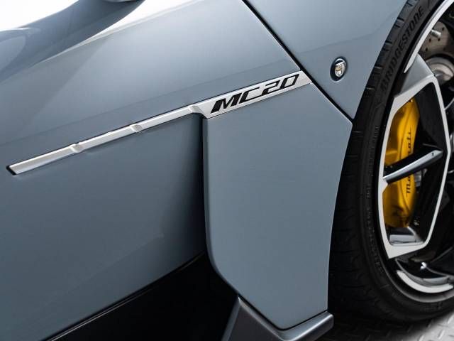 MASERATI MC20
