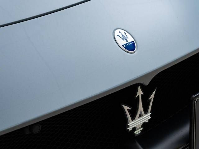MASERATI MC20