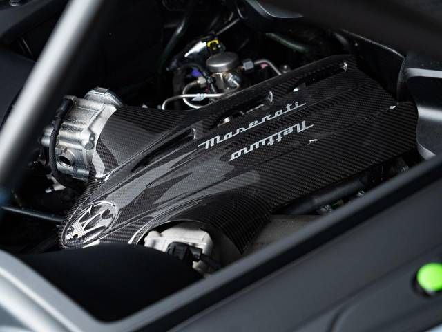 MASERATI MC20