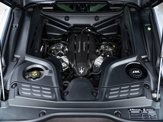 MASERATI MC20