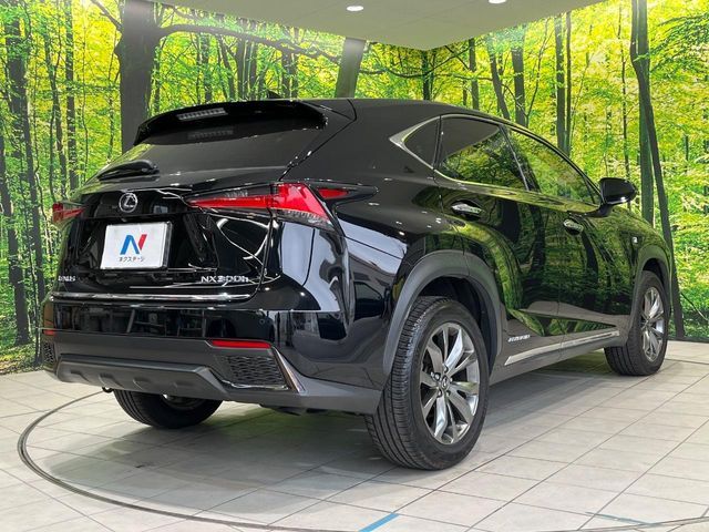 LEXUS NX300h