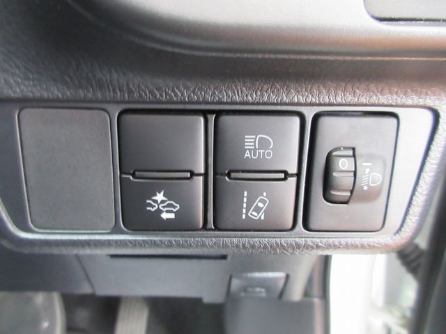 COROLLA FIELDER HYBRID