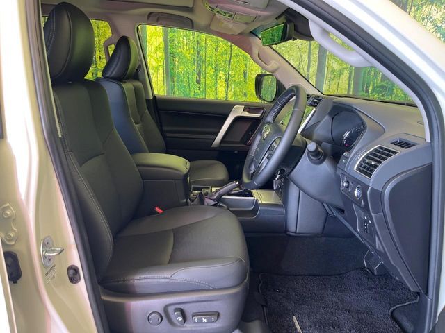 LANDCRUISER PRADO