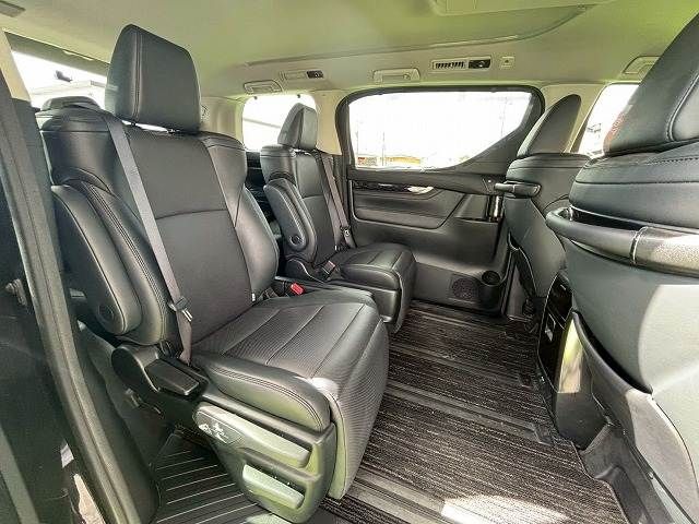 VELLFIRE  HYBRID 4WD