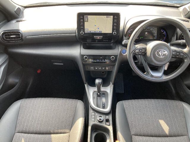 YARIS CROSS HYBRID