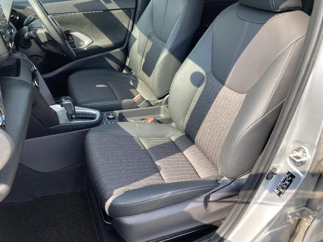 YARIS CROSS HYBRID