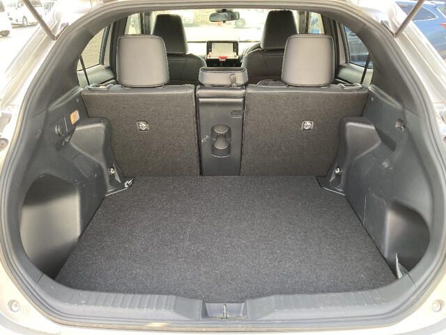YARIS CROSS HYBRID