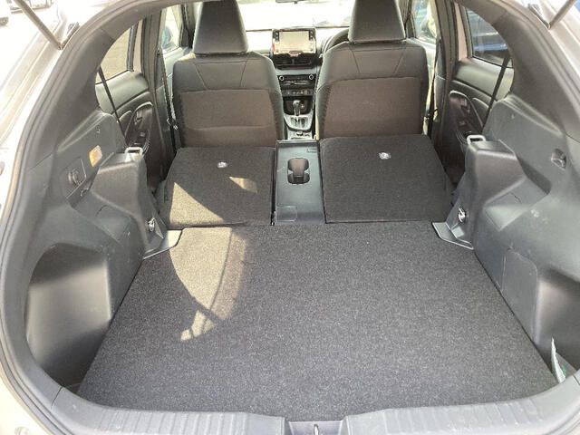 YARIS CROSS HYBRID