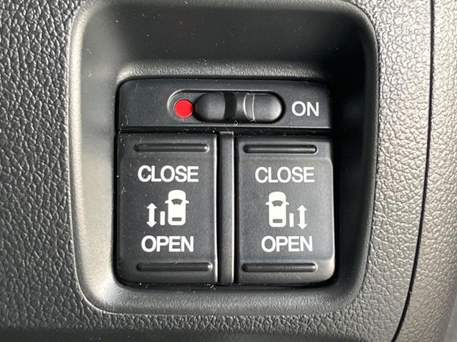 N BOX