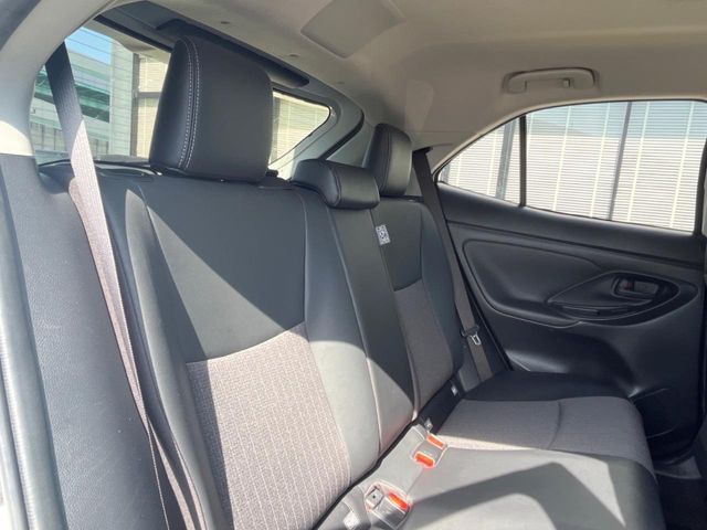 YARIS CROSS HYBRID