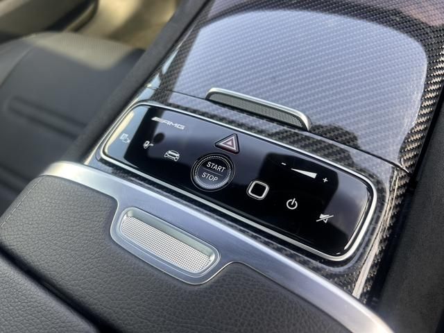 MERCEDES AMG EQE