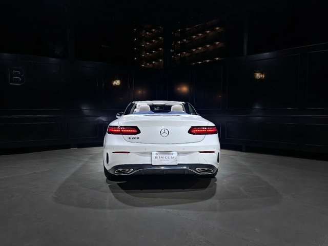 Mercedes-Benz E-Class Open