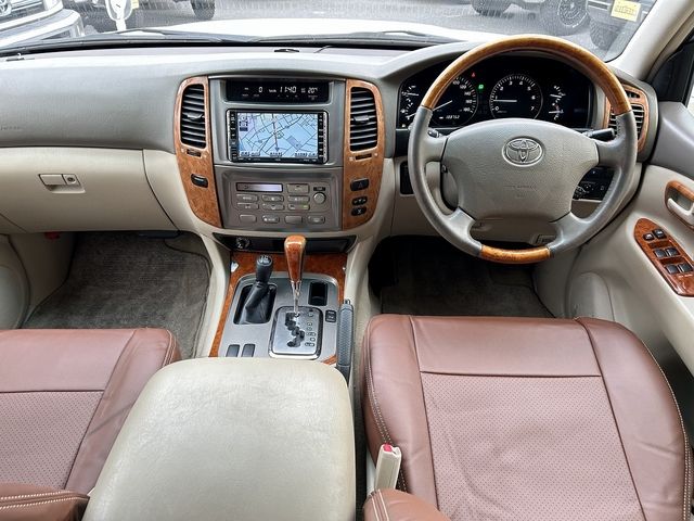 LANDCRUISER wagon