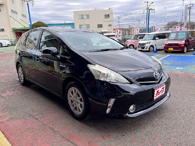 PRIUS Alpha