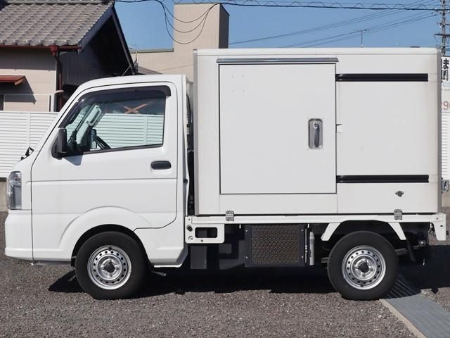 CARRY truck