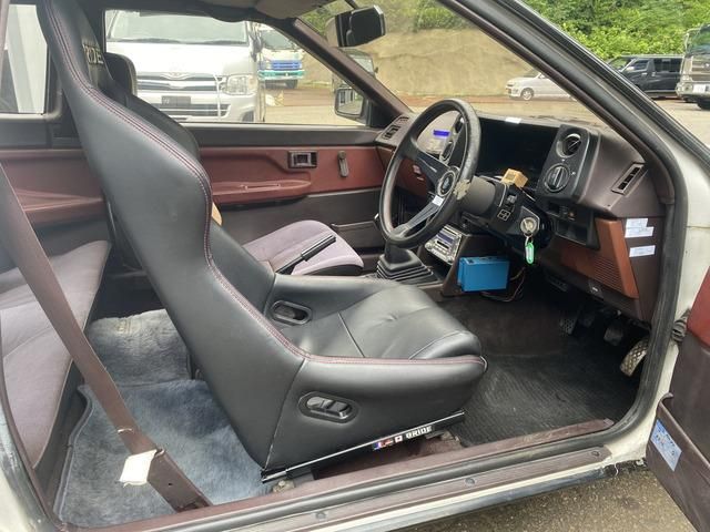COROLLA LEVIN