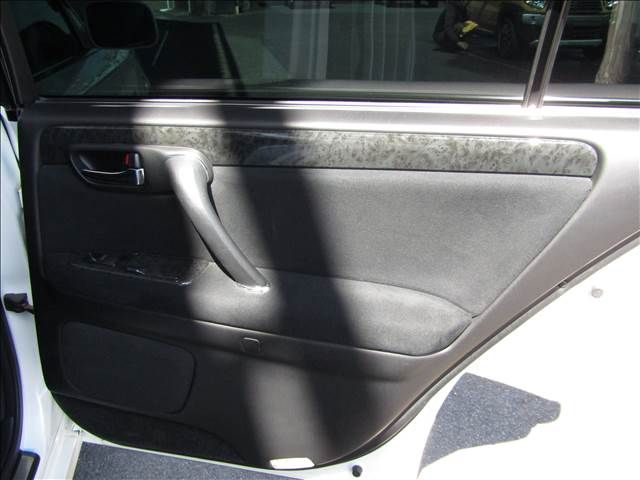 CROWN sedan