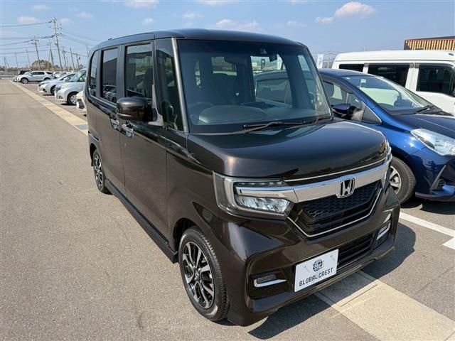 N-BOX CUSTOM