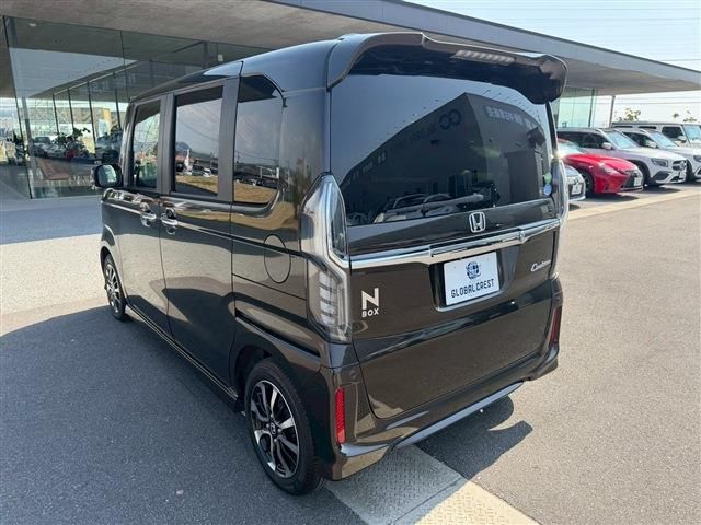 N-BOX CUSTOM