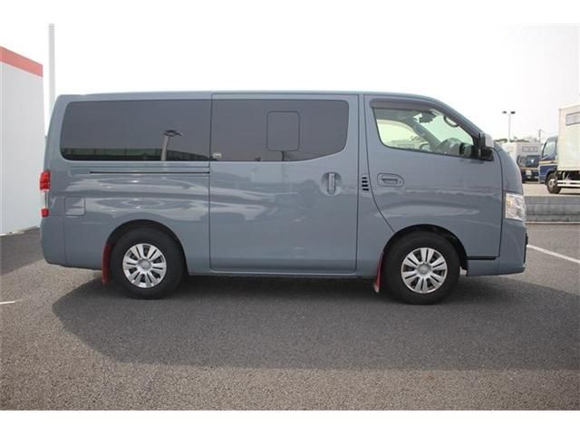 CARAVAN van 4WD