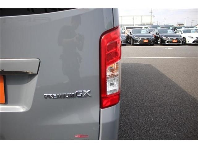 CARAVAN van 4WD