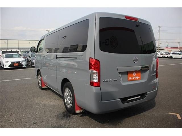 CARAVAN van 4WD