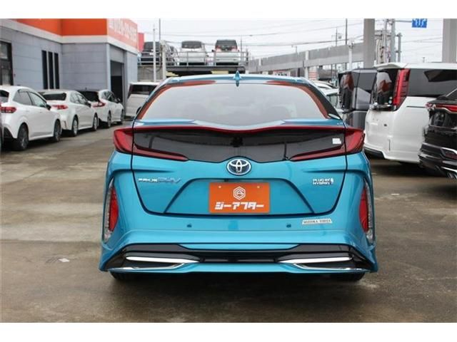 PRIUS PHV