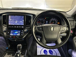 CROWN sedan 4WD