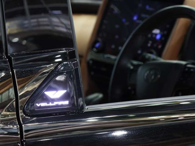 VELLFIRE  HYBRID