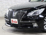 CROWN sedan