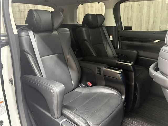 ALPHARD hybrid 4WD